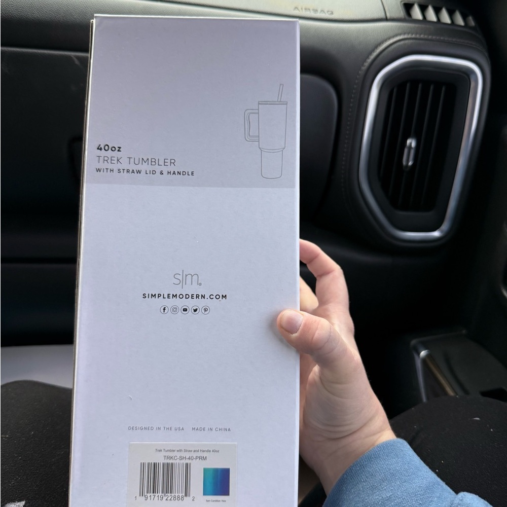 Simple Modern White Trek Tumbler with Straw Lid & Handle